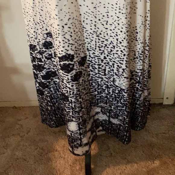 🌺🌻rosew Satin maxi dress - Picture 3 of 4